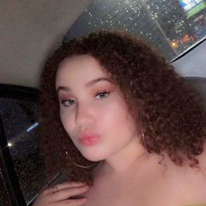 Meet your Posher, Lexis